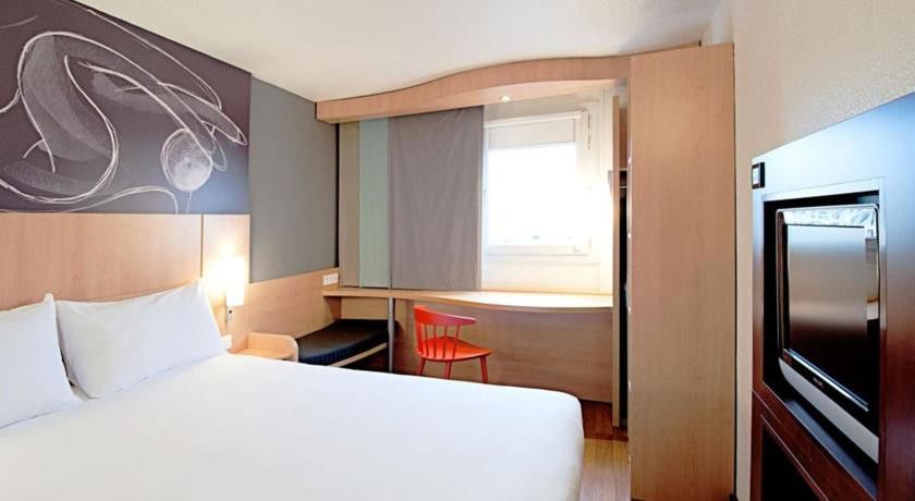 Ibis Makassar City Center Экстерьер фото
